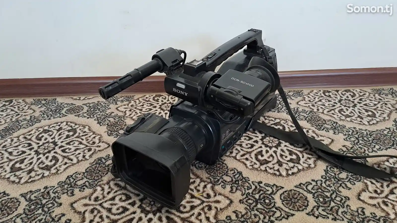 Видеокамера DCR SD1000E-2