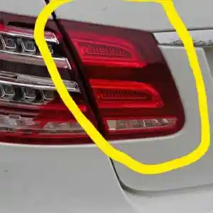 Задний стоп сигнал на Mercedes-Benz W212