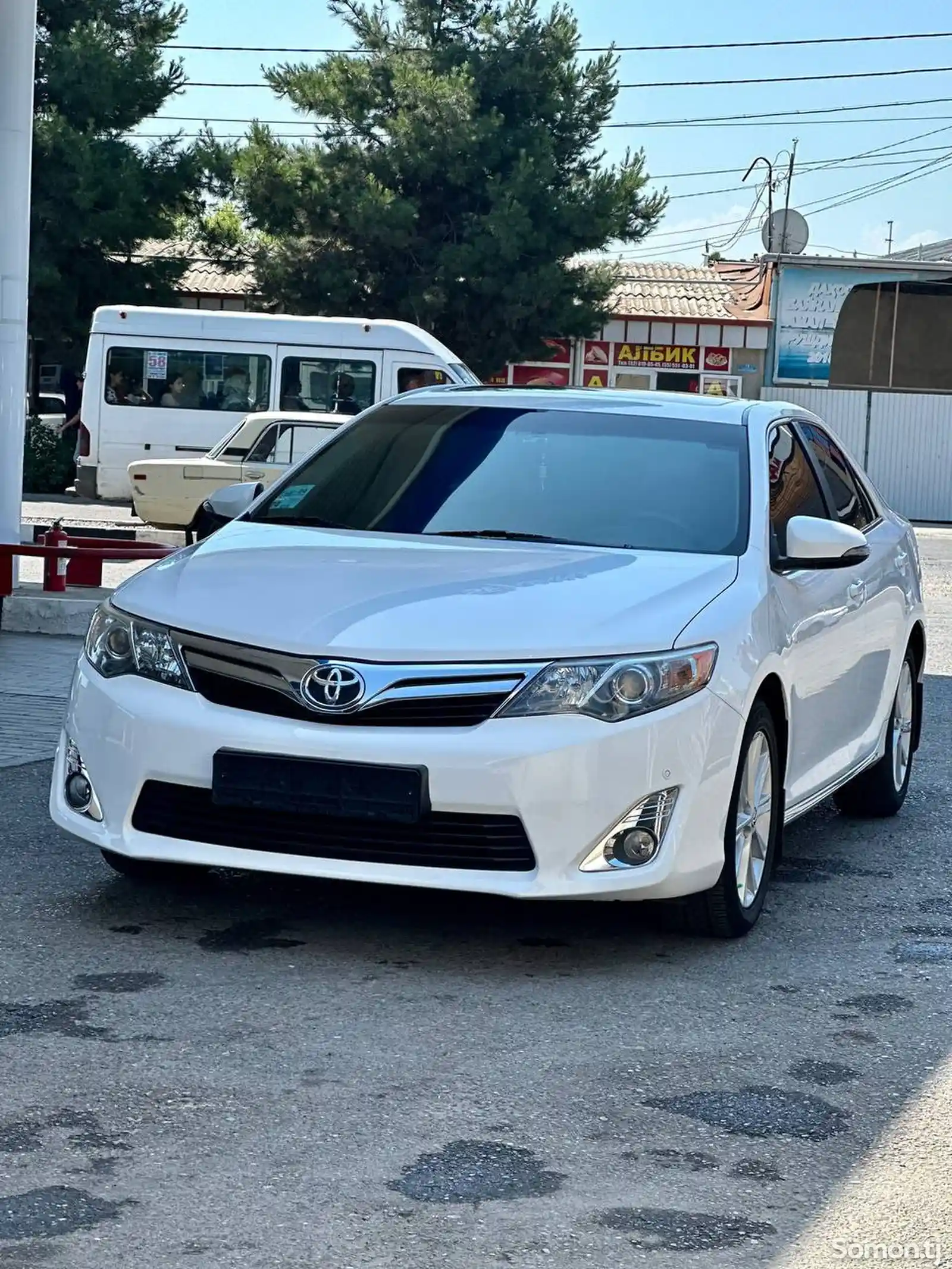 Toyota Camry, 2012-1