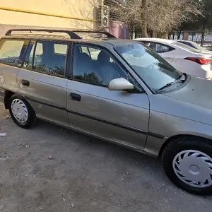 Opel Astra F, 1995