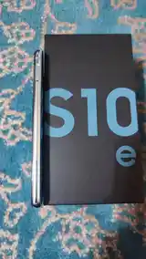 Samsung Galaxy s10e-6