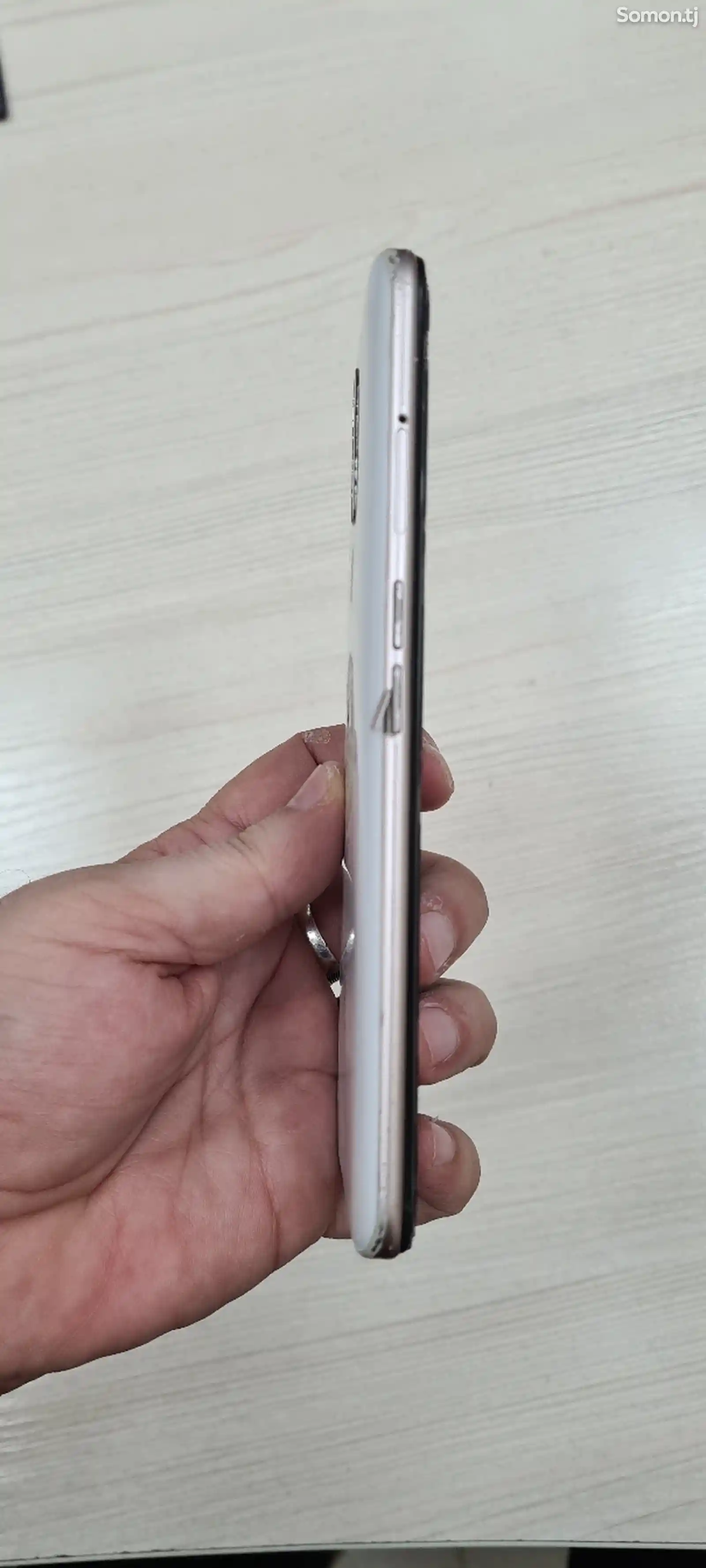 Oppo A5 на запчасти-3