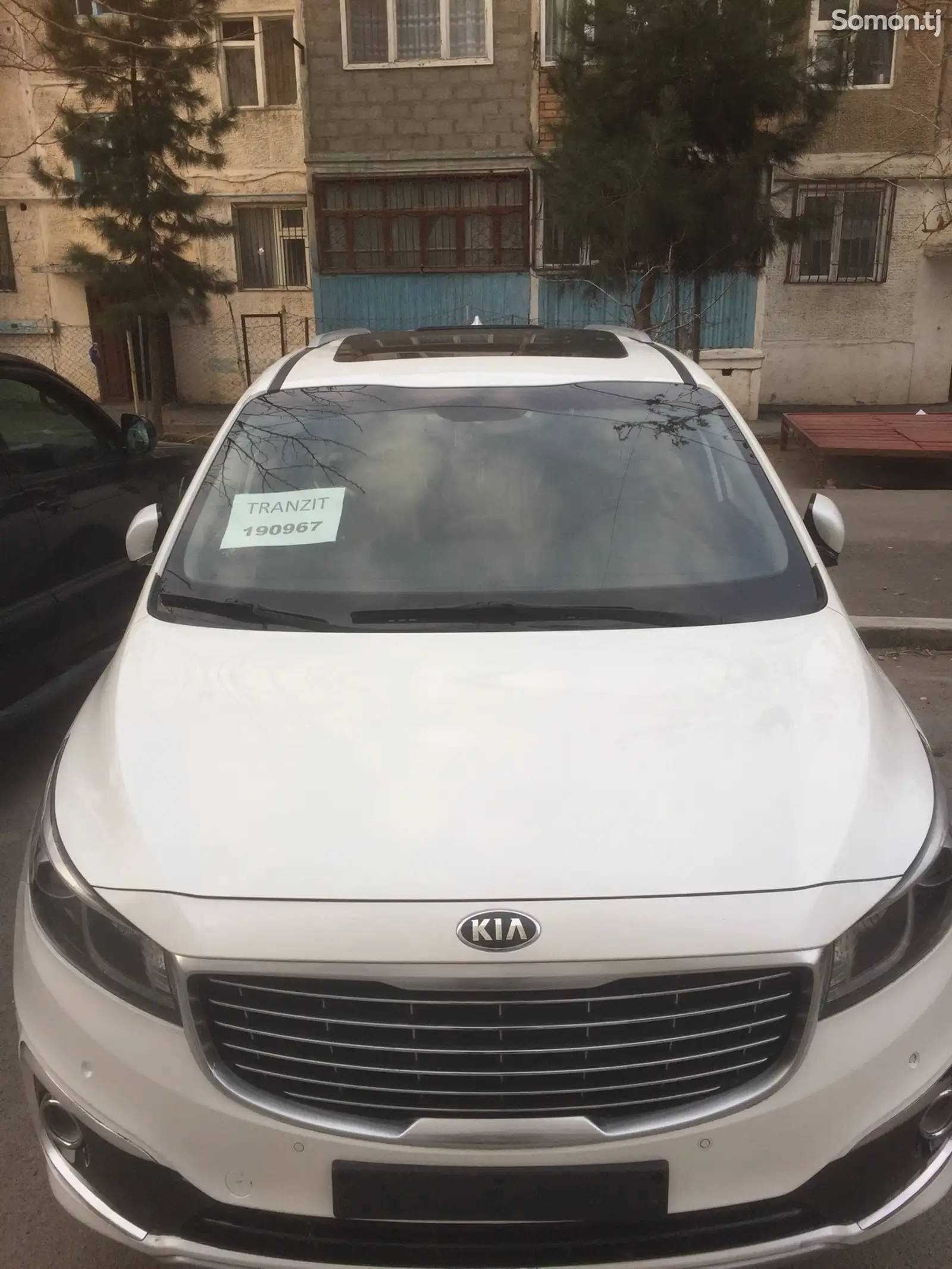 Kia Carnival, 2015-1