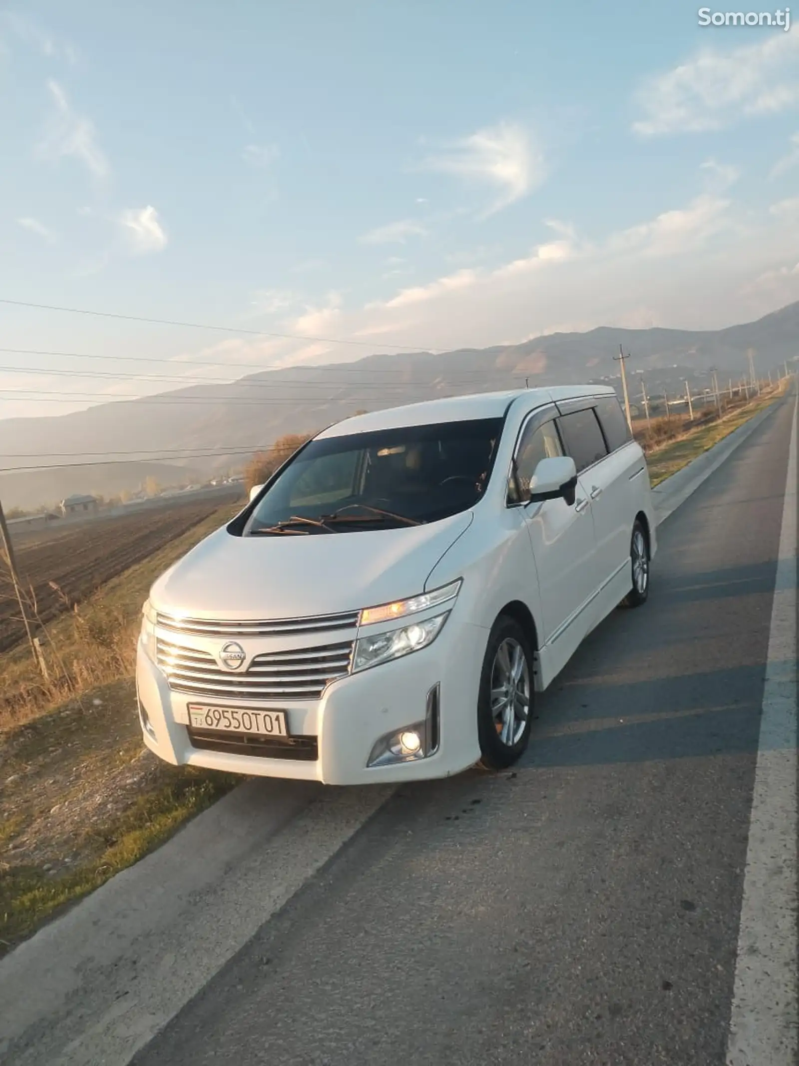 Nissan Elgrand, 2011-1