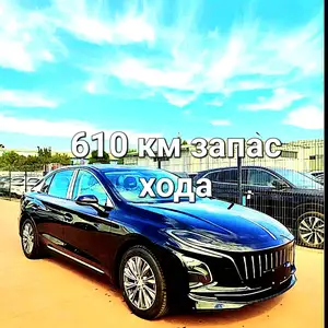 Hongqi E-QM5, 2024