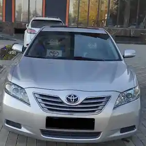 Toyota Camry, 2009