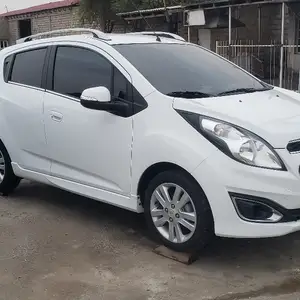 Chevrolet Spark, 2014