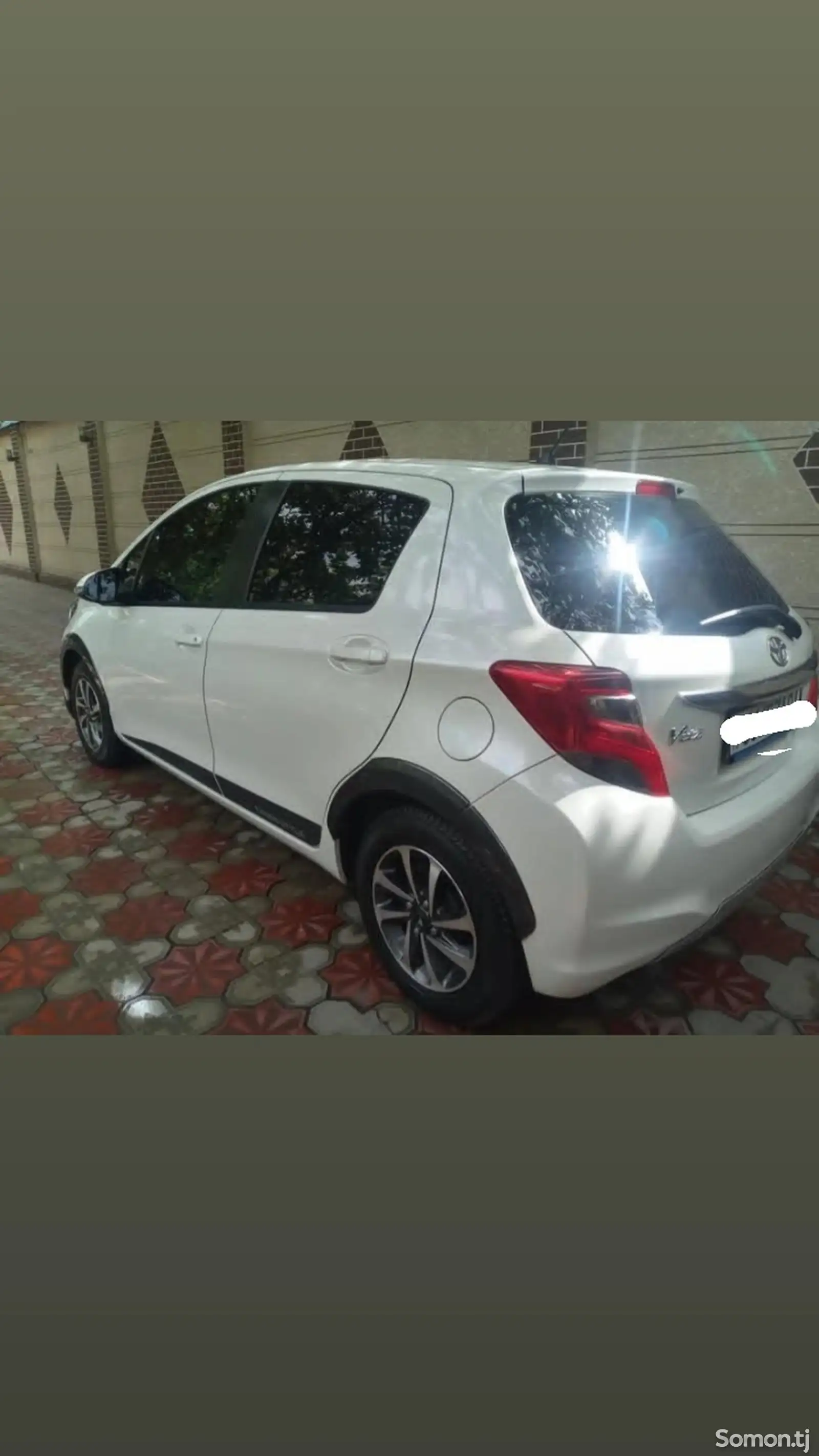 Toyota Vitz, 2015-1