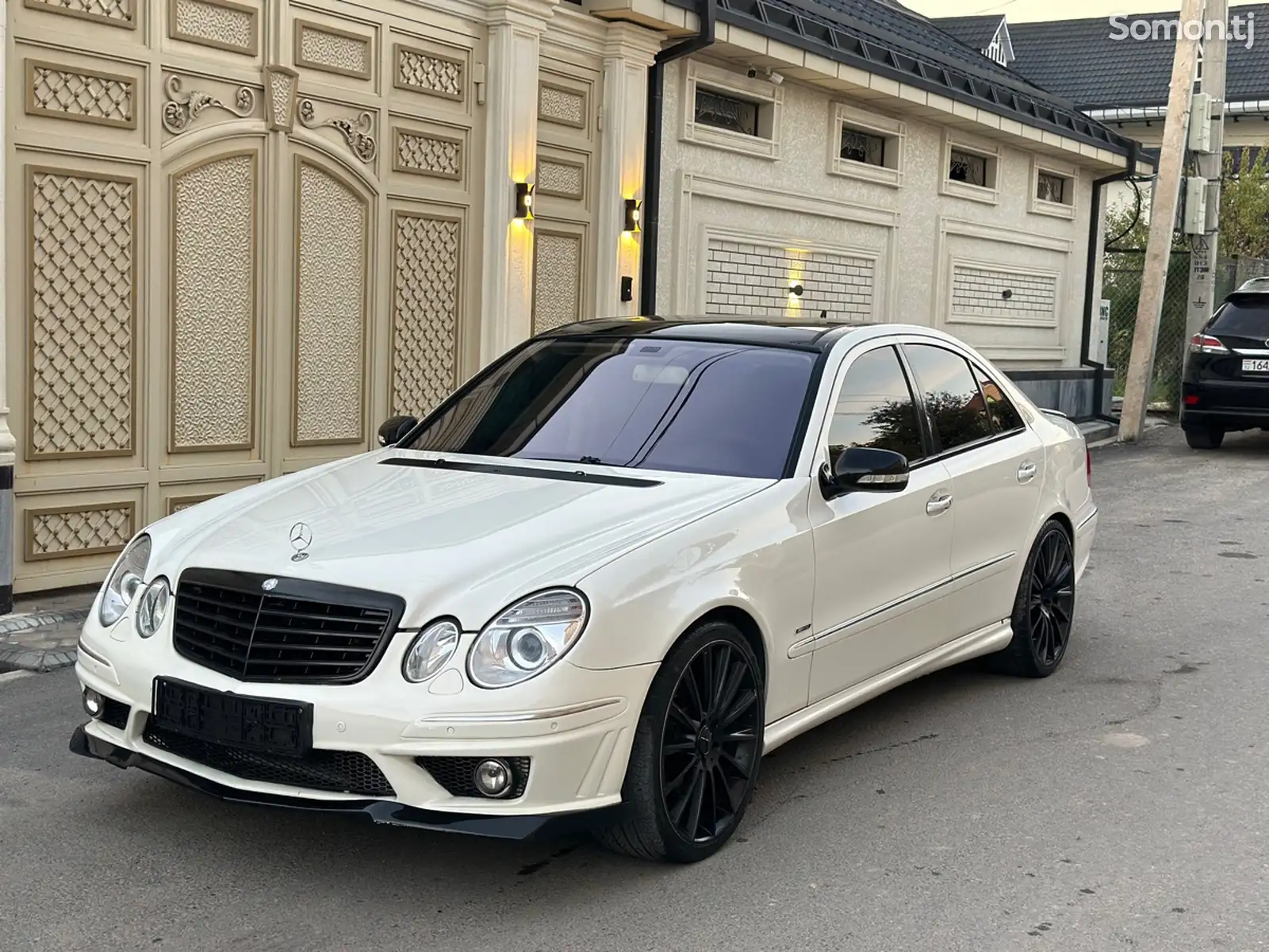 Mercedes-Benz E class, 2009-1