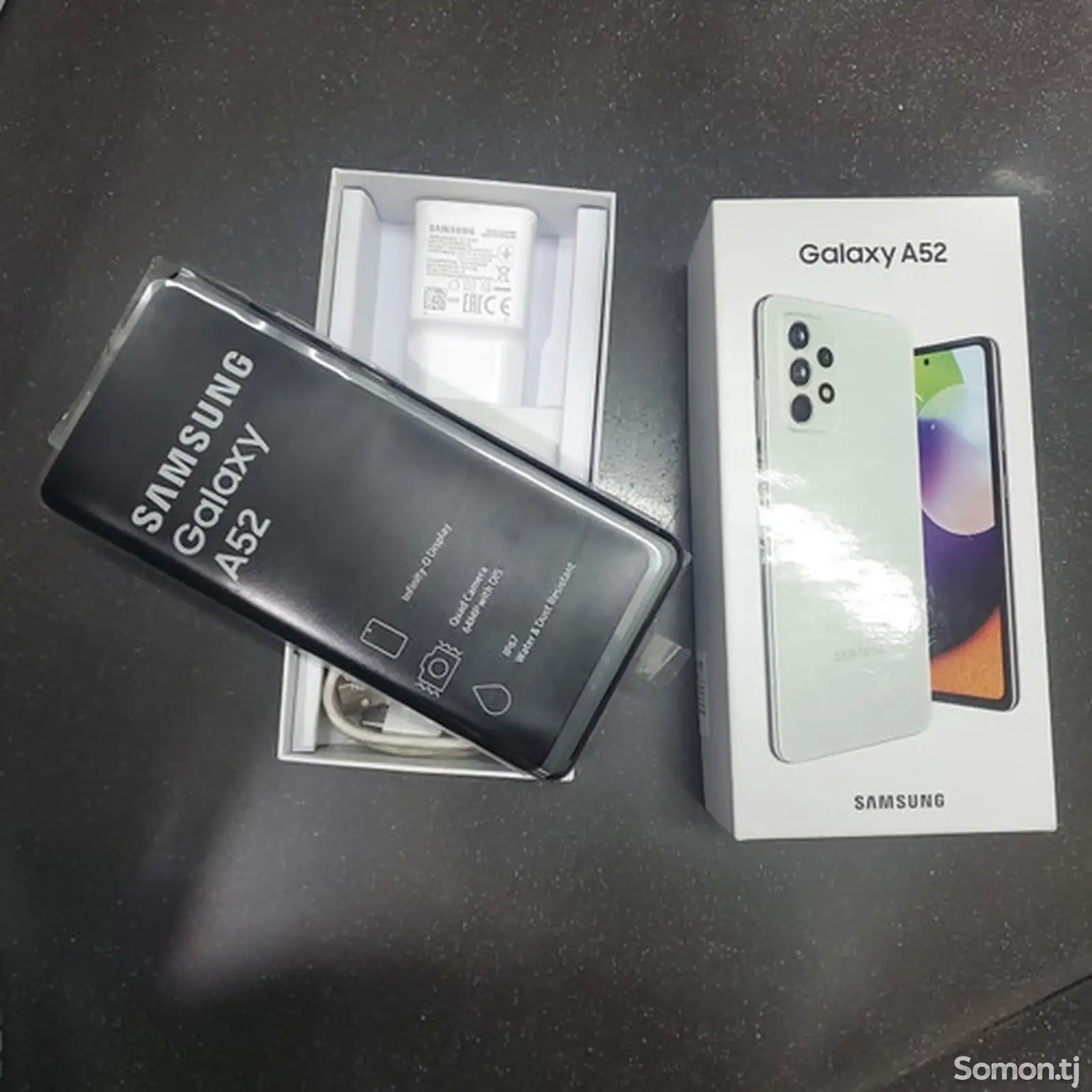 Samsung Galaxy A52-1