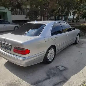 Mercedes-Benz E class, 2000