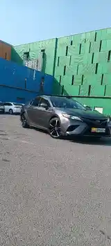 Toyota Camry, 2018-5