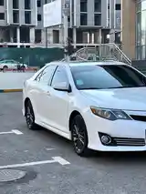 Toyota Camry, 2012-4