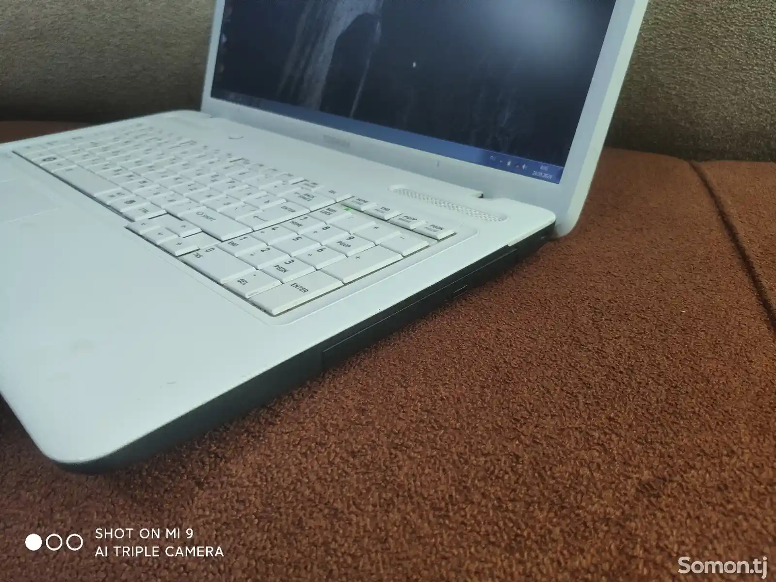 Ноутбук Toshiba Satellite core i3-2