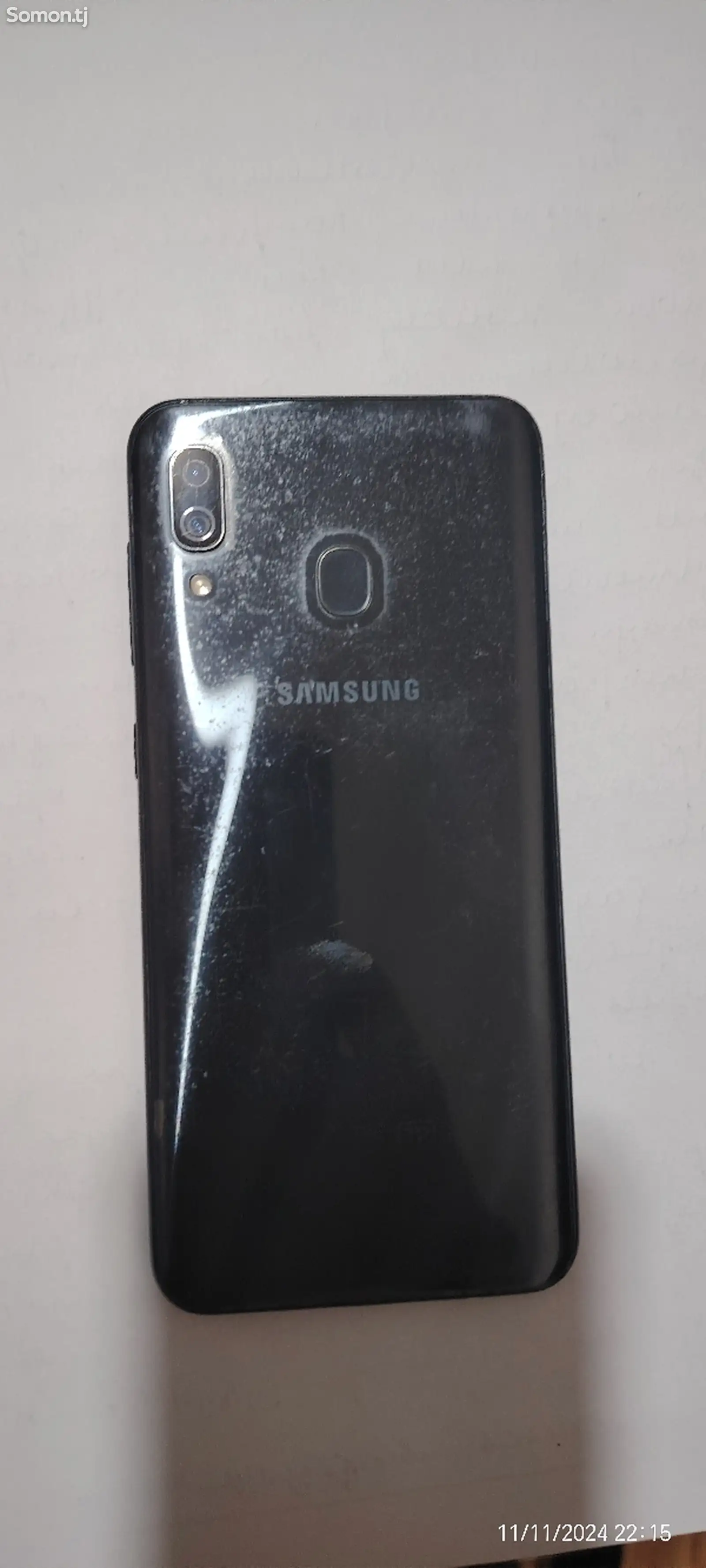 Samsung Galaxy A30-1