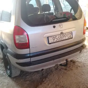 Opel Zafira, 2000