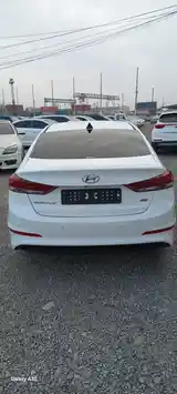 Hyundai Avante, 2017-5