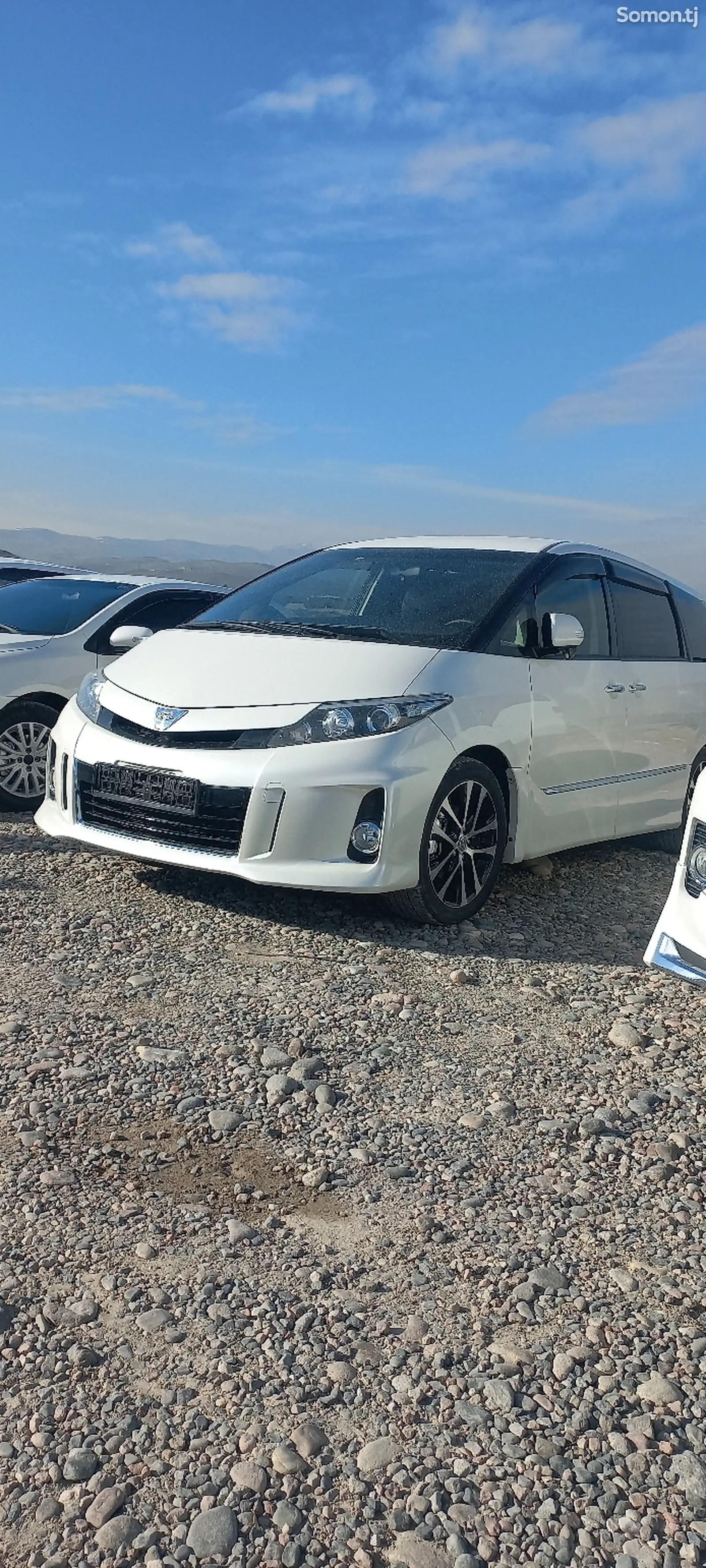 Toyota Estima, 2015-1