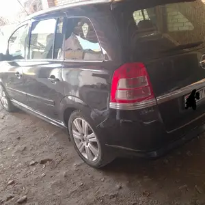 Opel Zafira, 2008