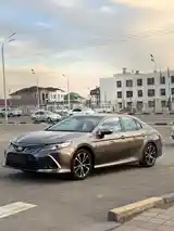 Toyota Camry, 2018-3