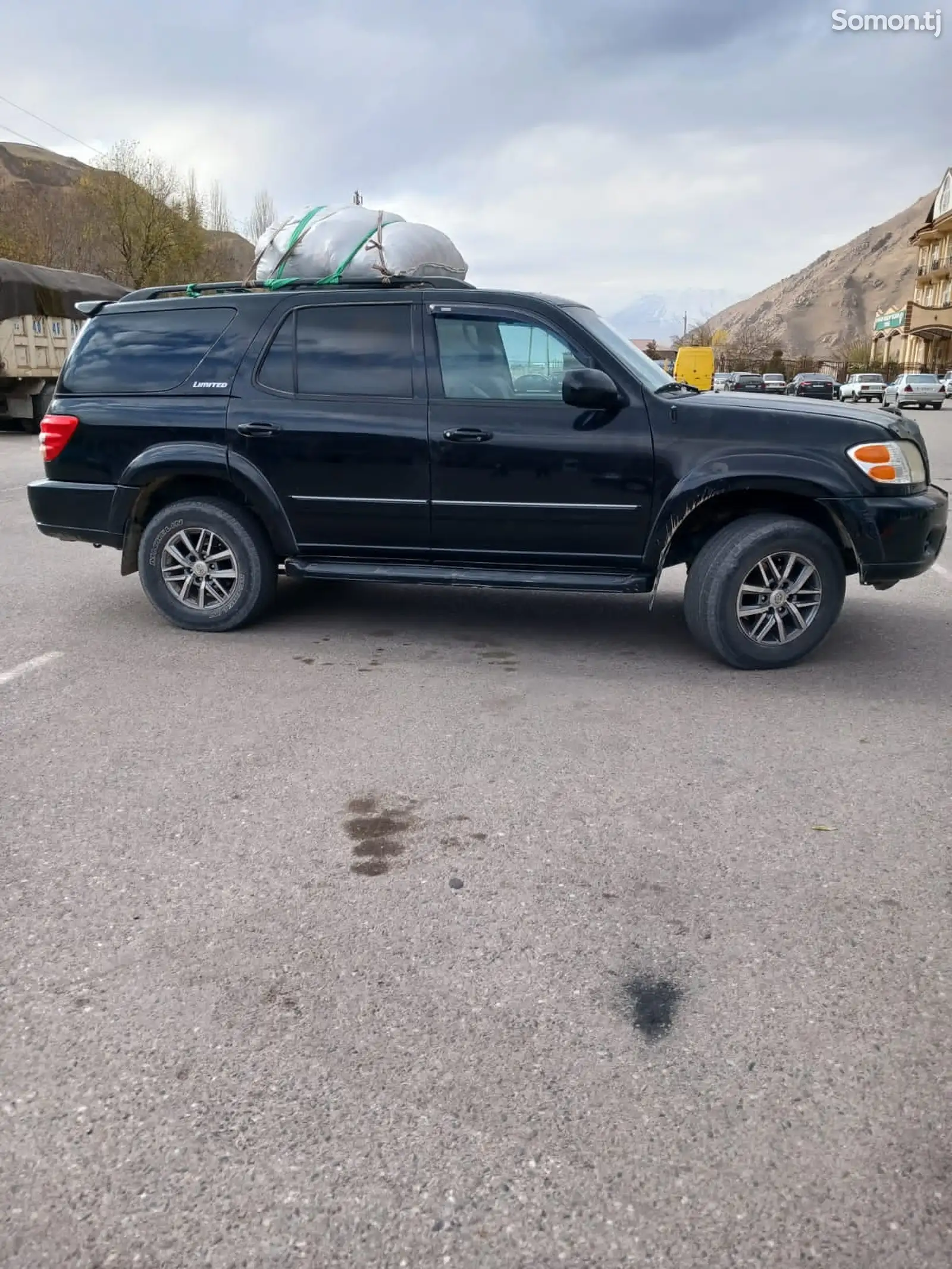 Toyota Sequoia, 2002-2