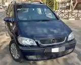 Opel Zafira, 2000-2