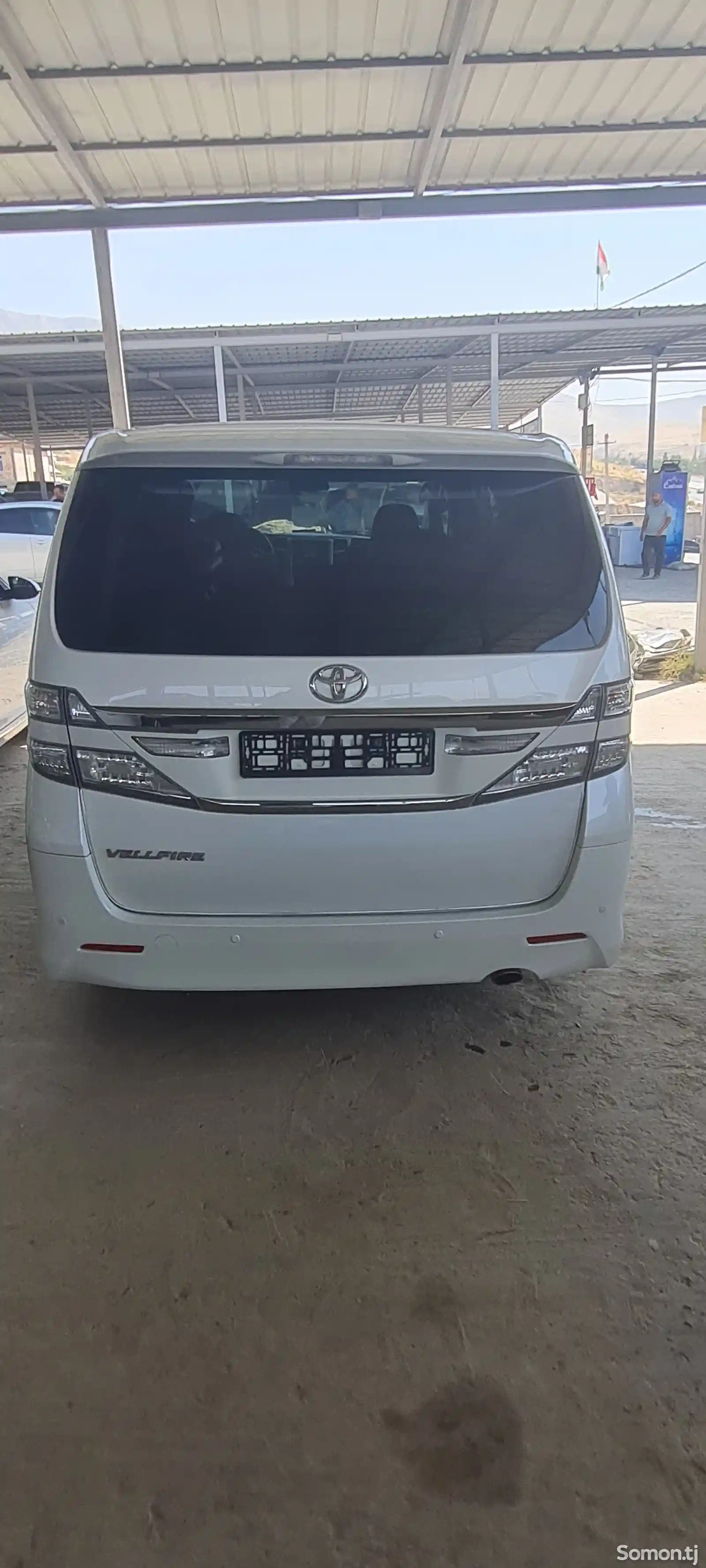 Toyota Vellfire, 2014-7