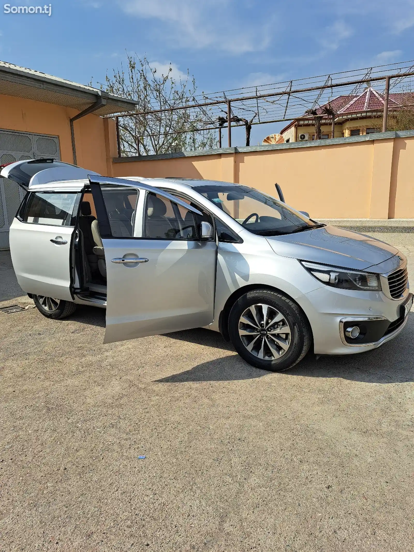 Kia Carnival, 2014-12