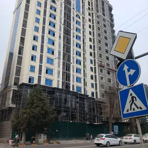 3-комн. квартира, 8 этаж, 105 м², И.Сомони