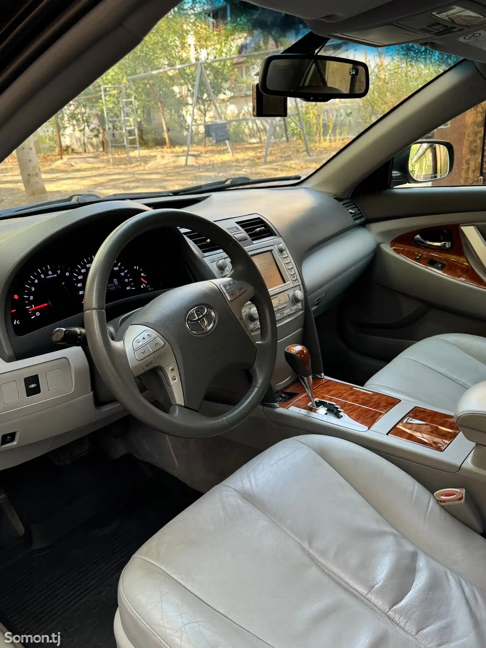 Toyota Camry, 2010-5