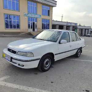 Daewoo Nexia, 1996