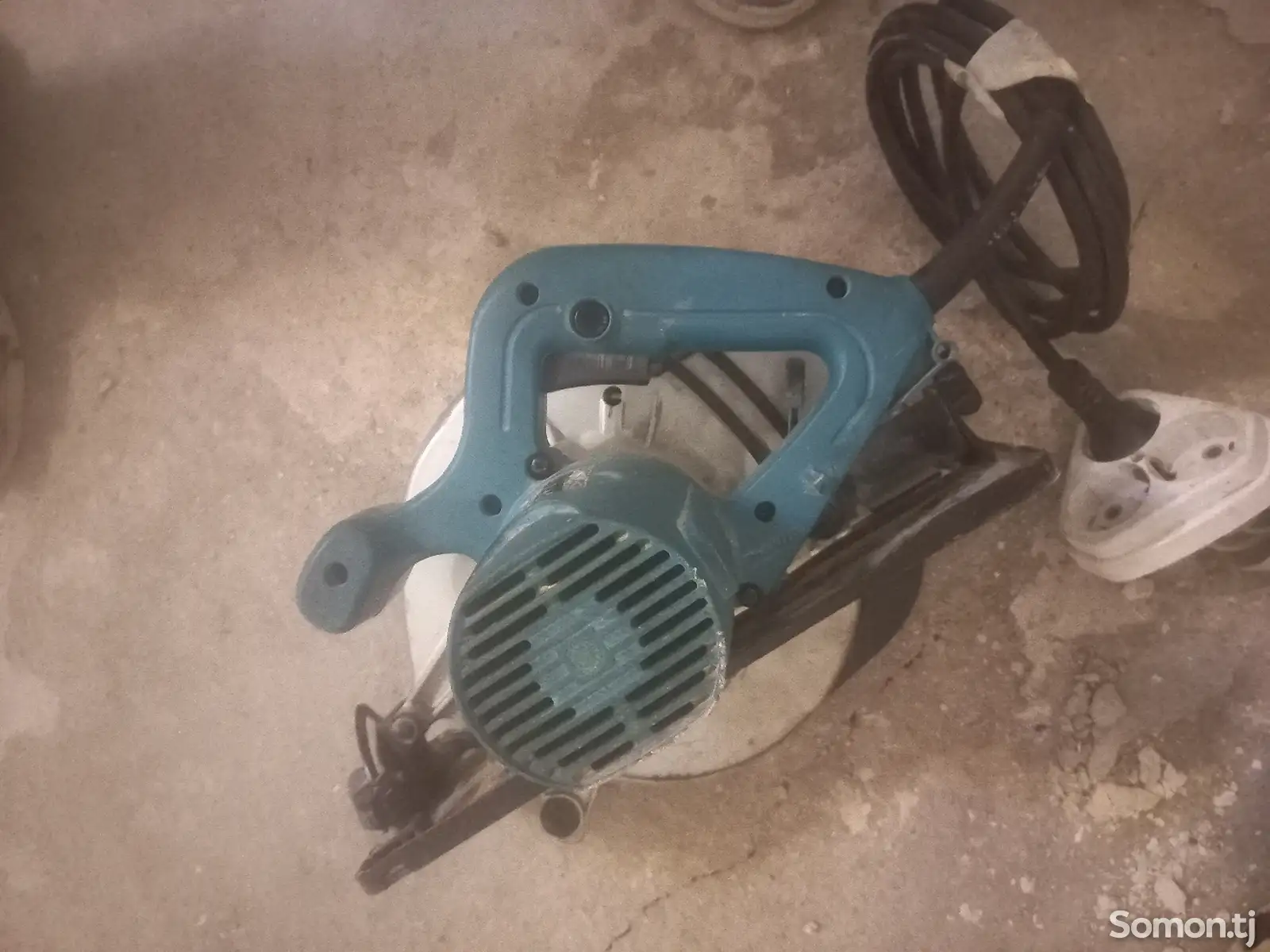 Церкулярка Makita Original 5704R-3