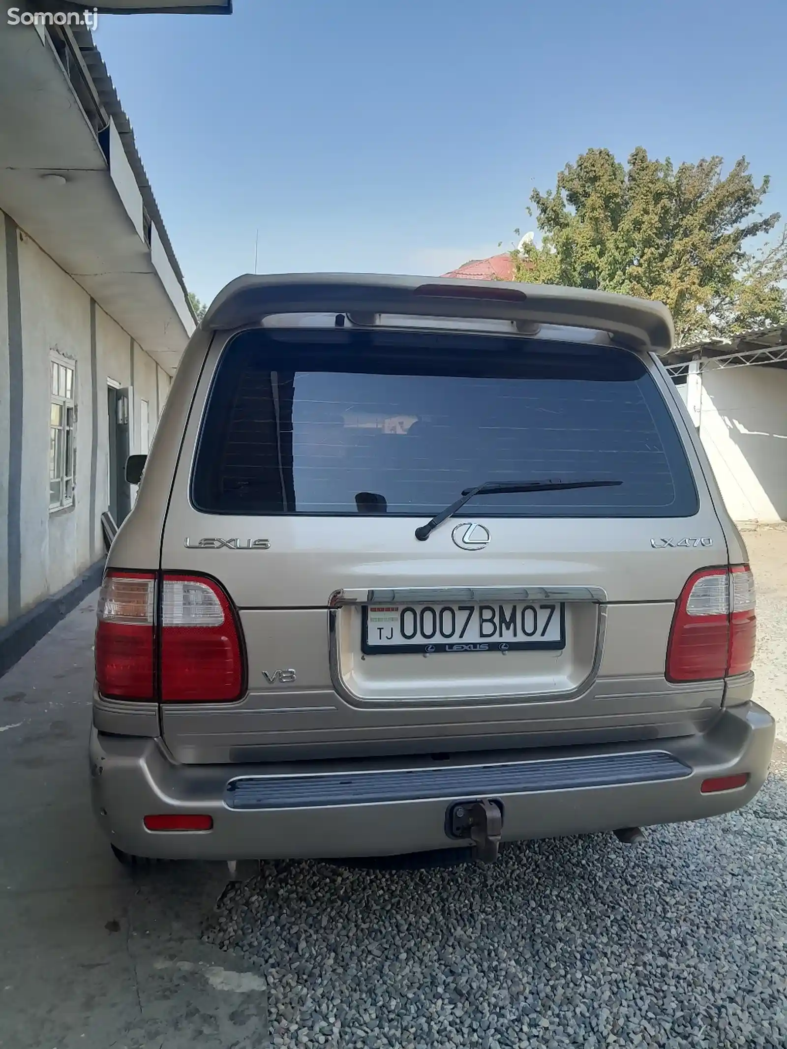 Lexus LX series, 2000-7