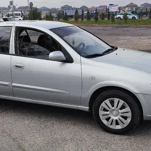 Nissan Sunny, 2007