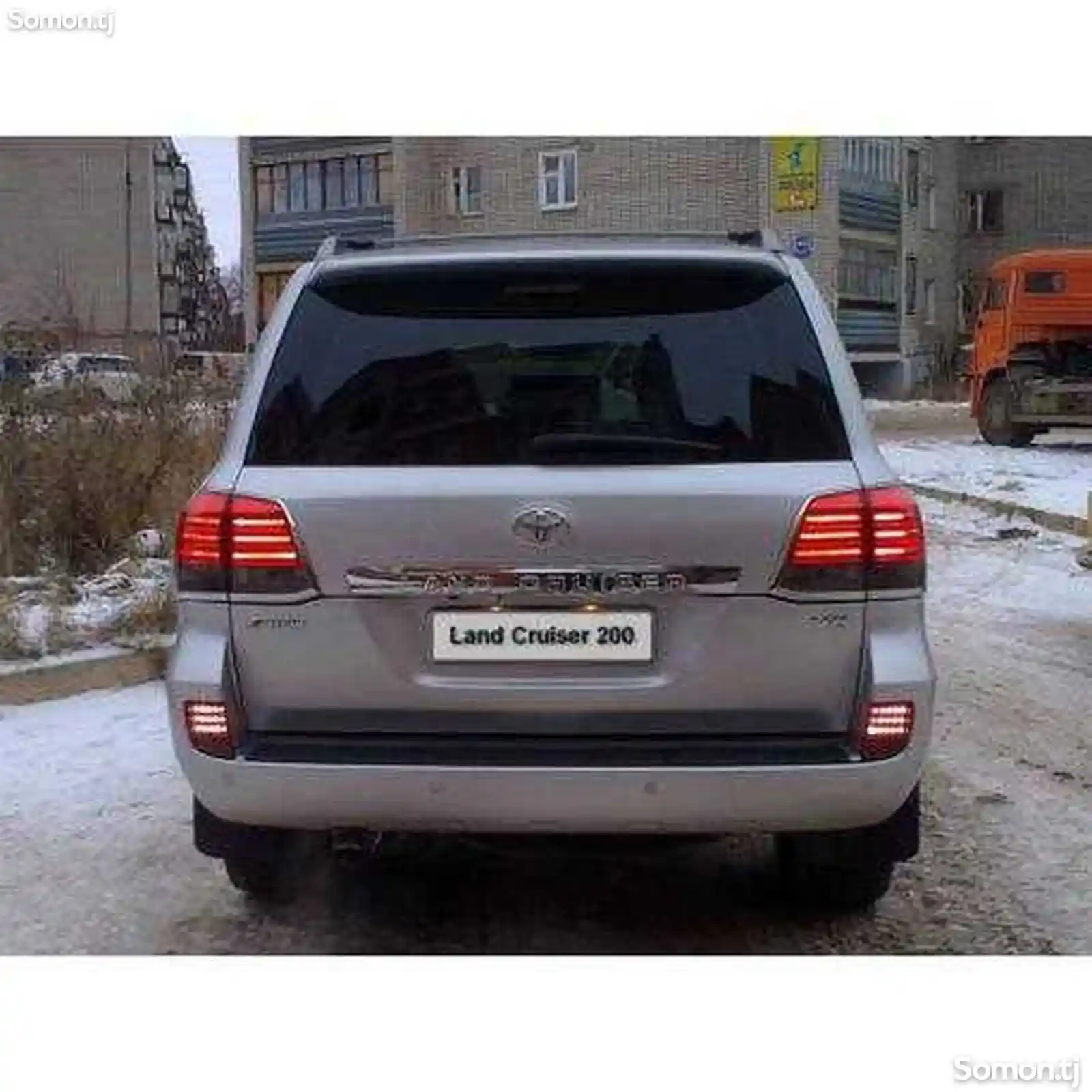 Задние фары на Toyota Land Cruiser 200 Lexus Style-1