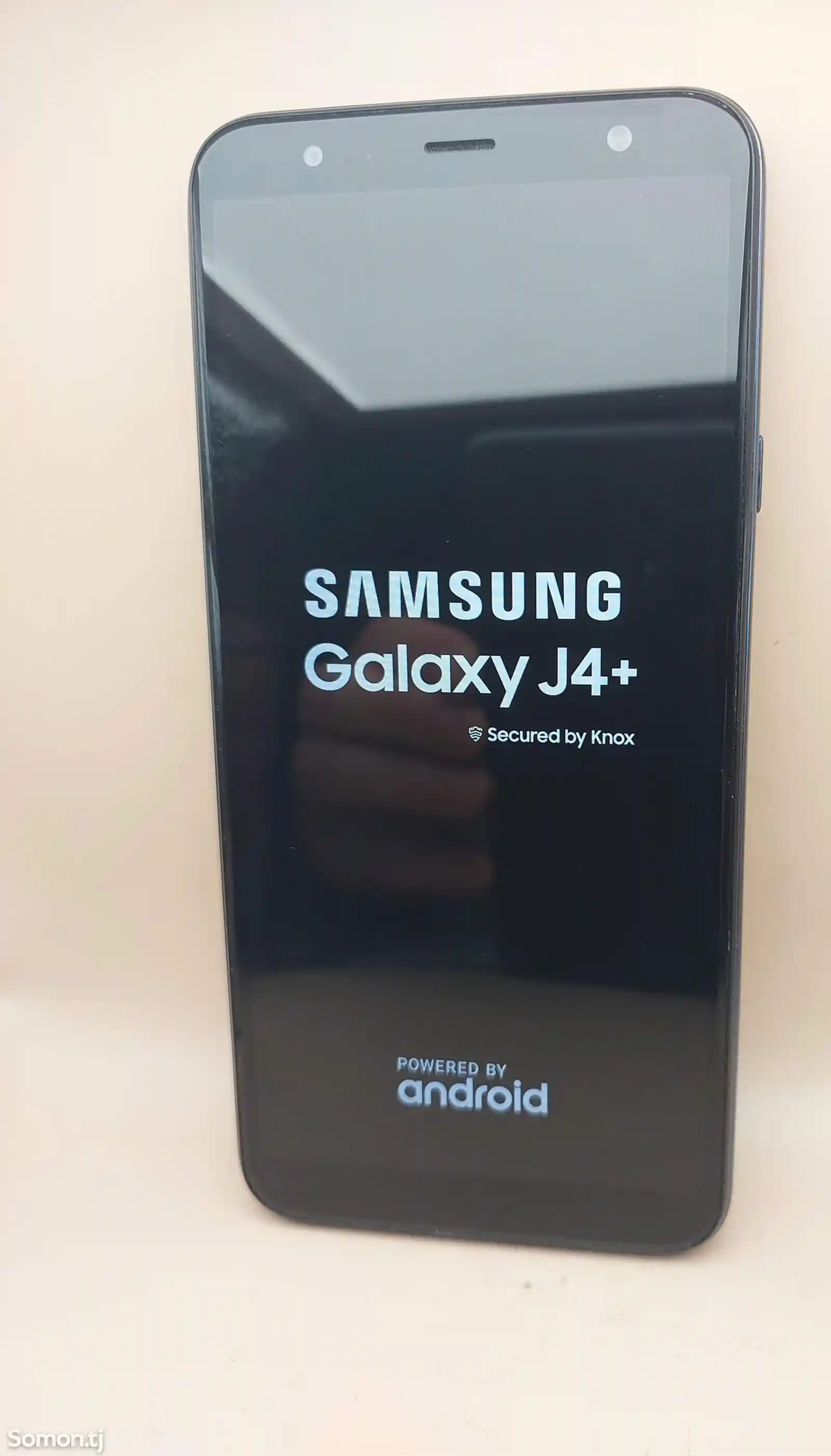 Samsung Galaxy J4+-1