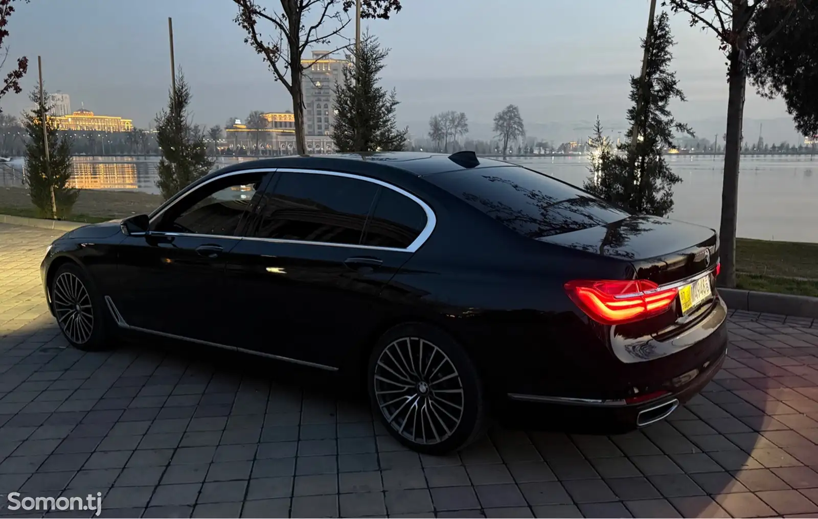 BMW 7 series, 2017-1