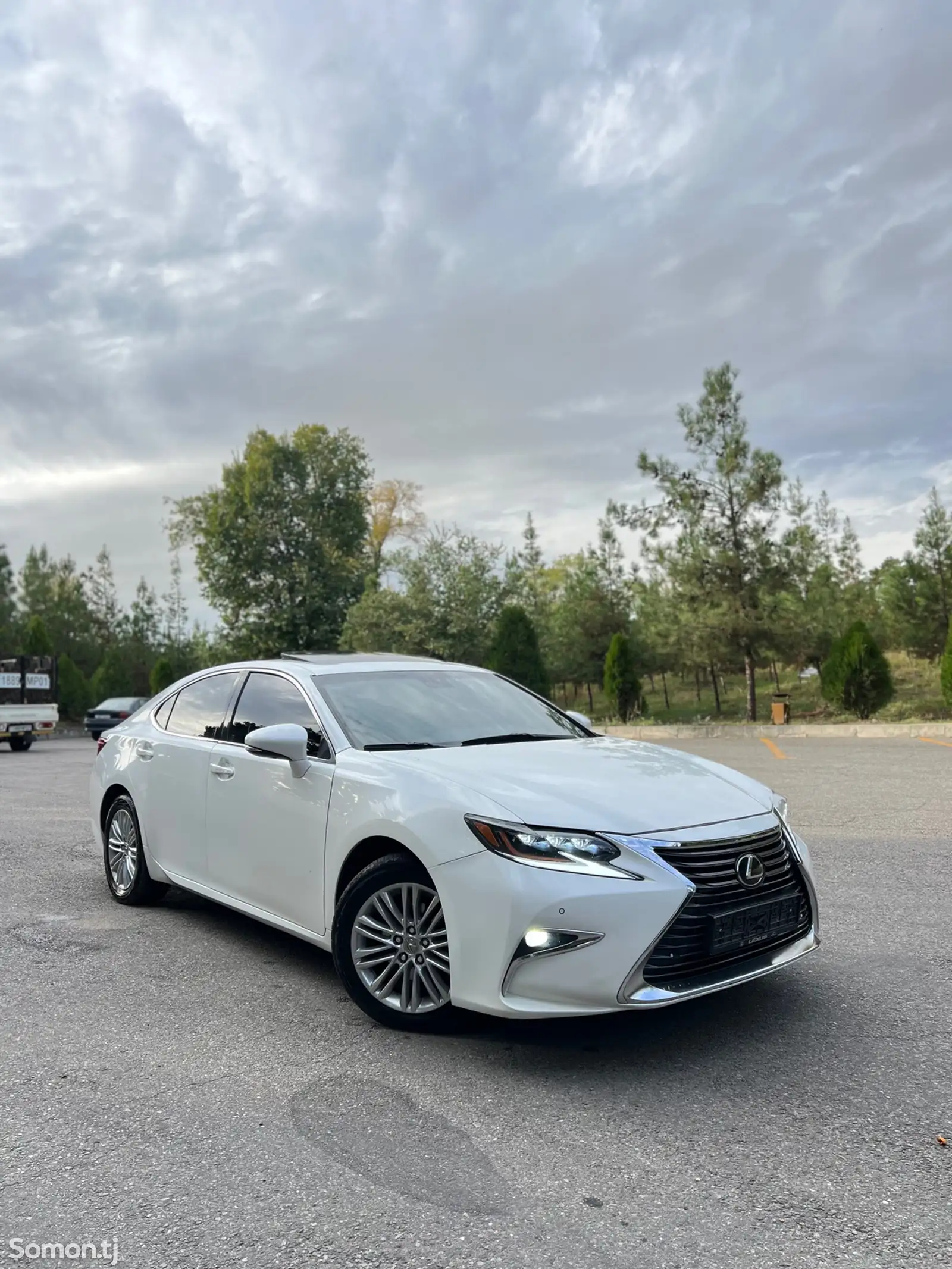 Lexus ES series, 2015-1