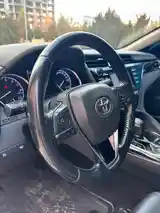 Toyota Camry, 2018-13