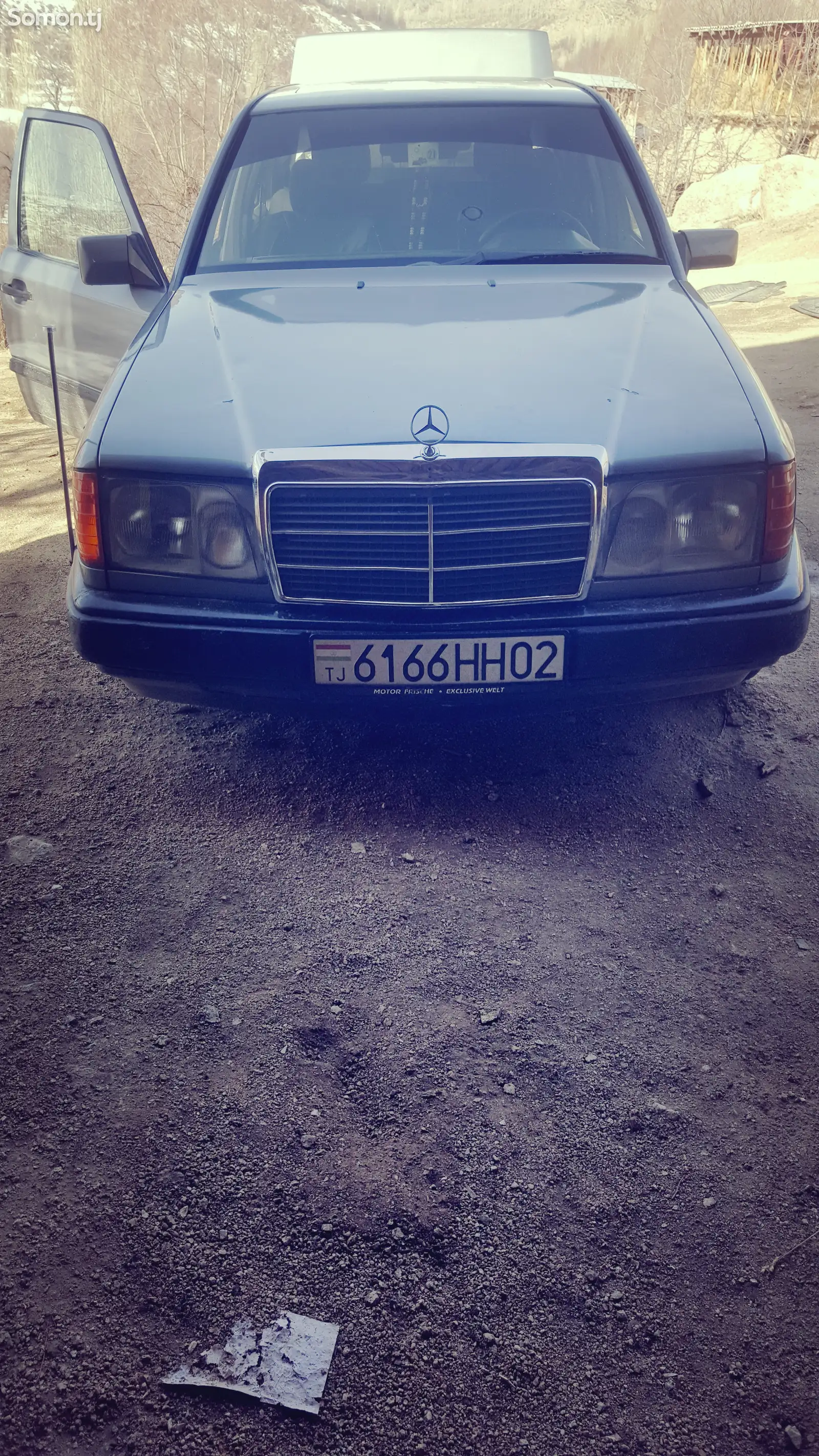 Mercedes-Benz W124, 1989