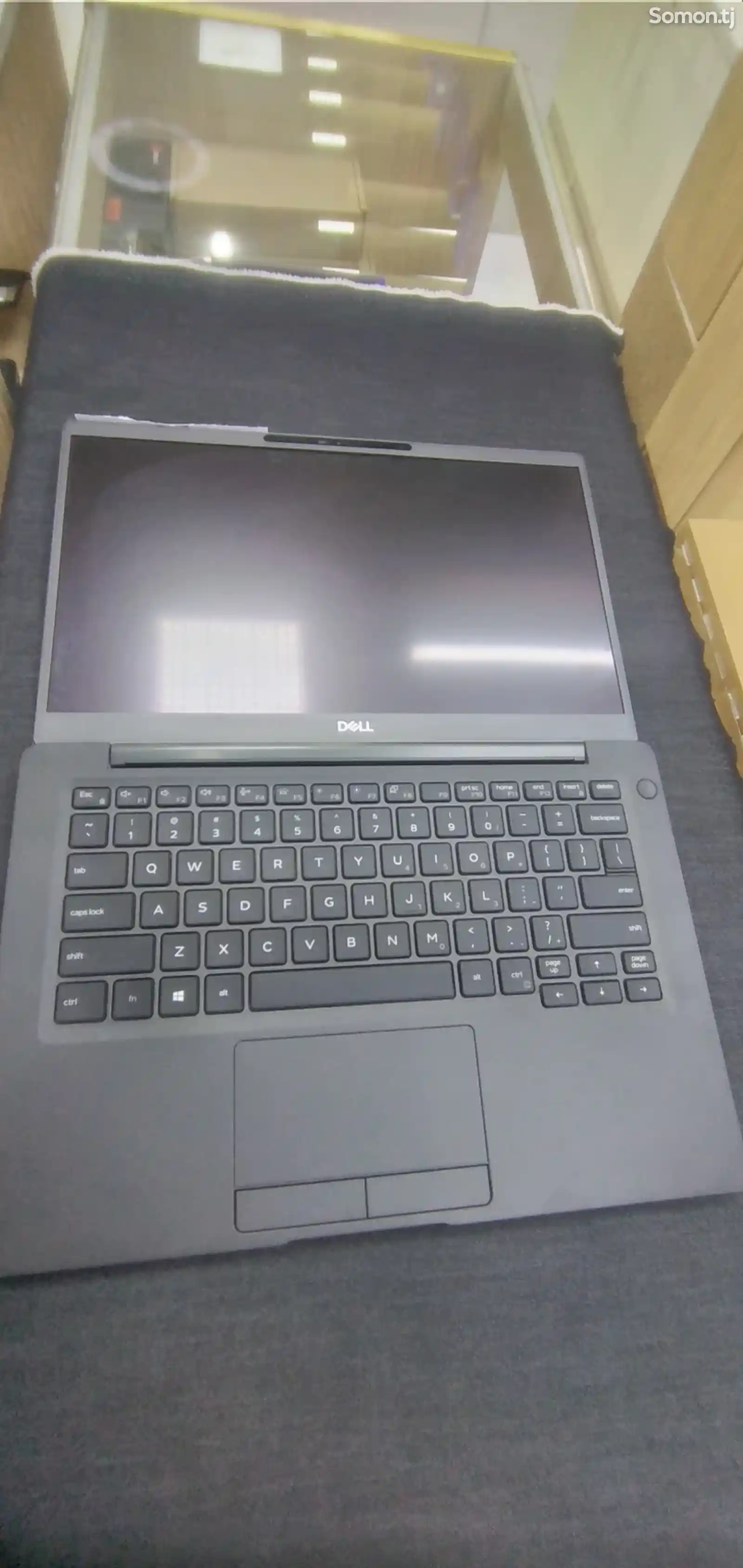 Ноутбук Dell Latitude 7300 Core i7-8665U/DDR4-8GB/256GB SSD-6