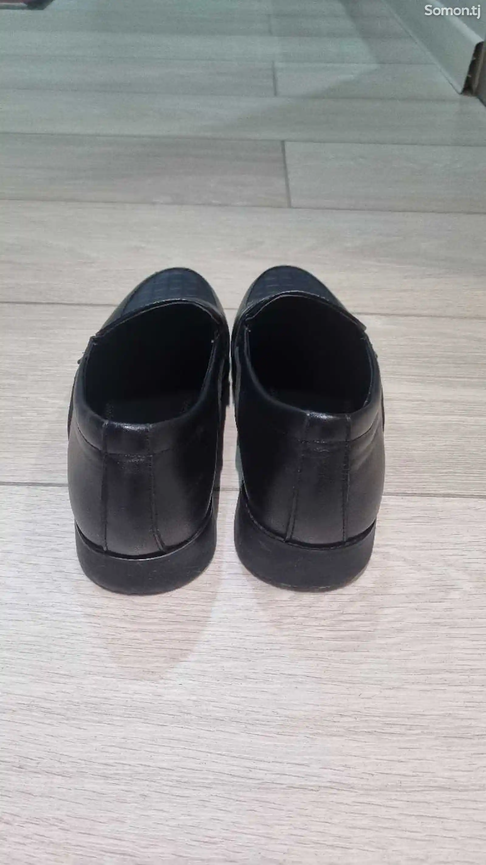 Классические мужские туфли-4