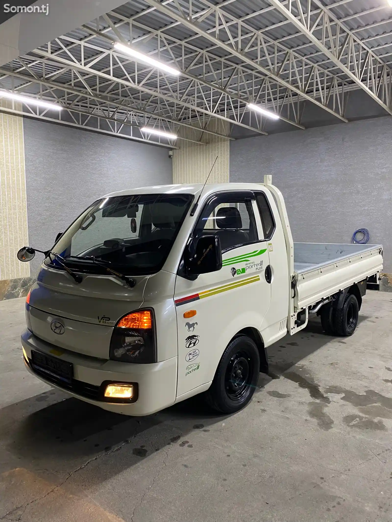 Бортовой автомобиль Hyundai Porter 2, 2017-1