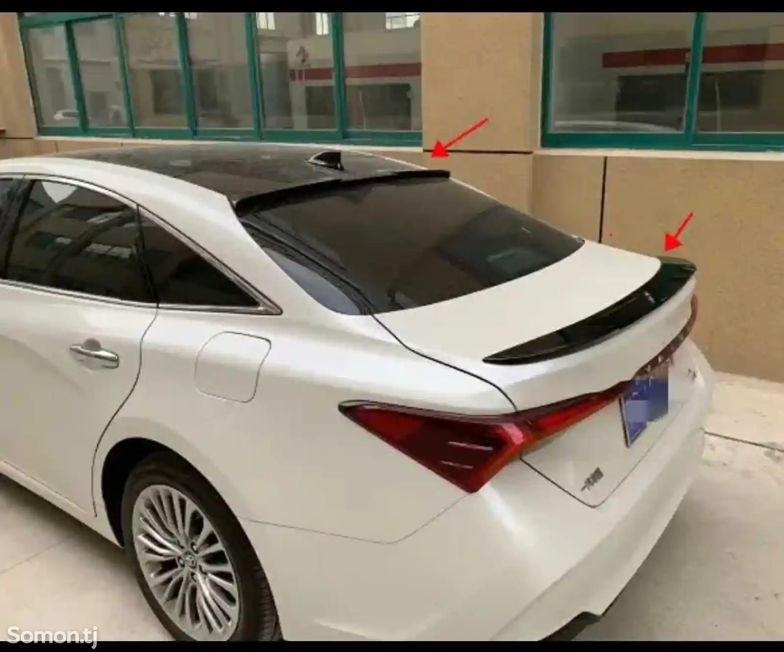 Спойлер от Toyota Avalon 2019-1