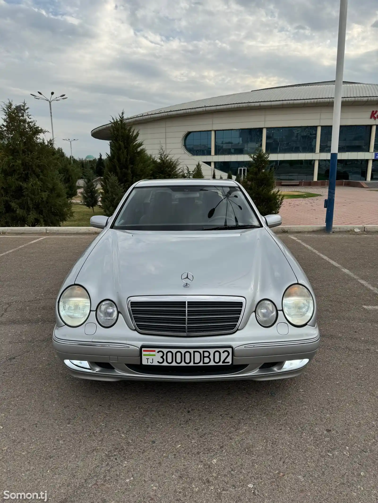 Mercedes-Benz E class, 2002-6