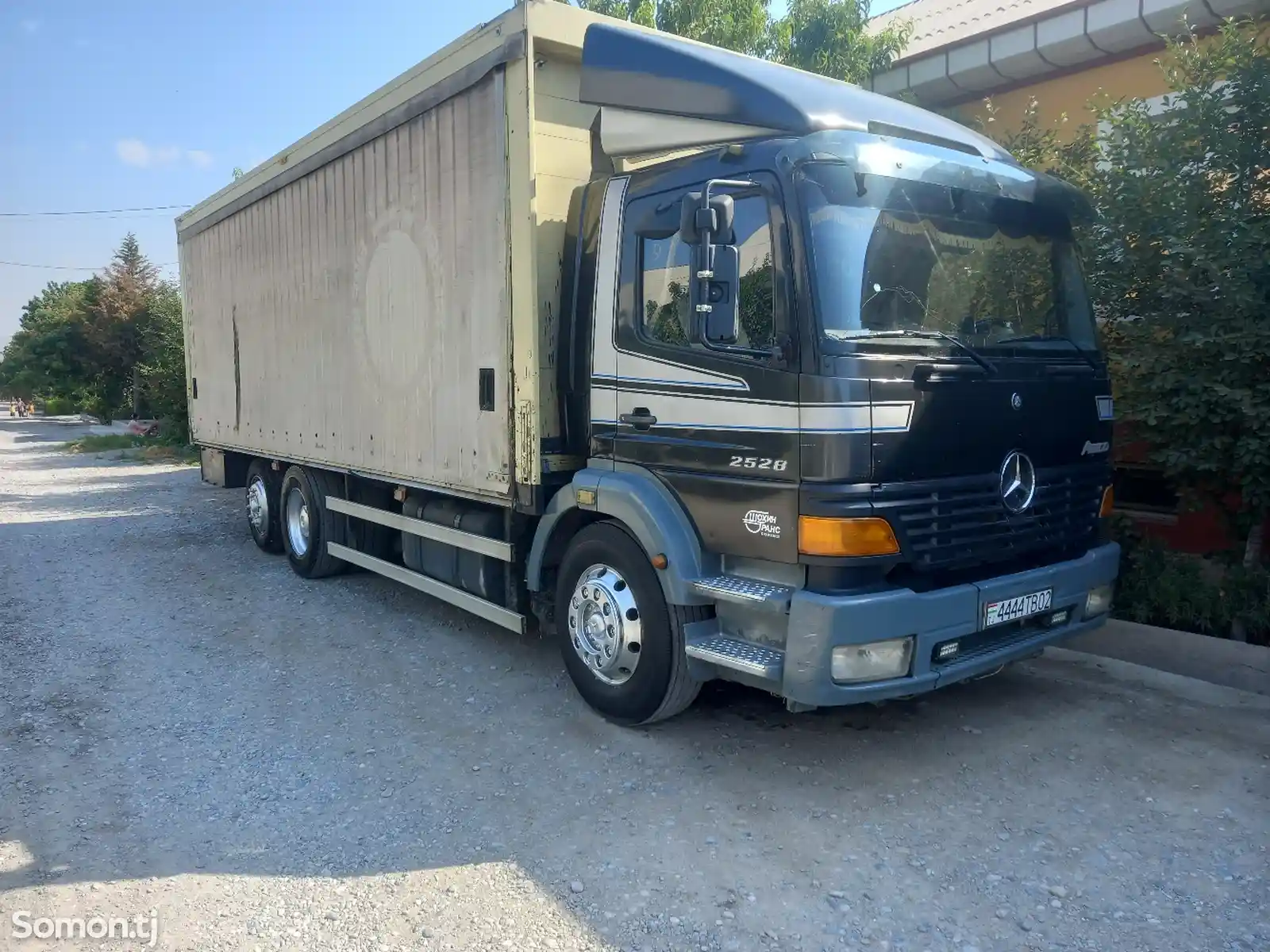 Бортовой грузовик Mercedes-Benz Atego, 2000-6