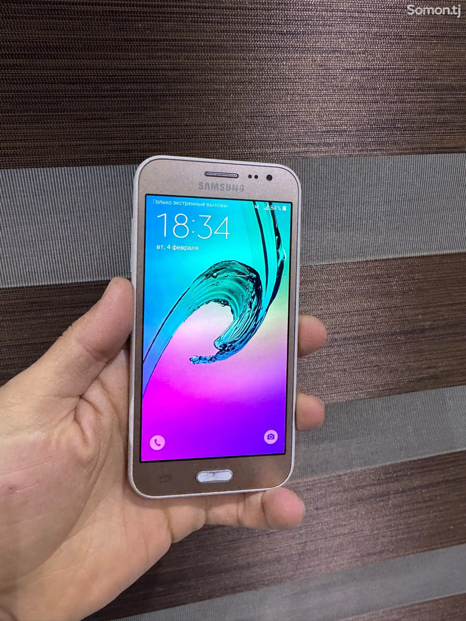 Samsung Galaxy J2-1