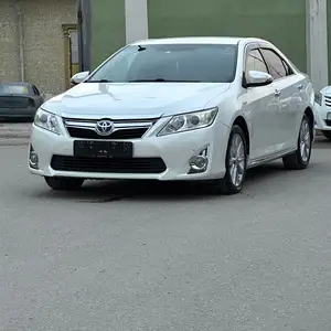 Toyota Camry, 2012