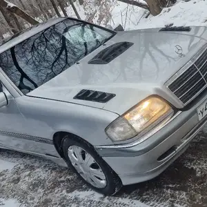 Mercedes-Benz W201, 1994