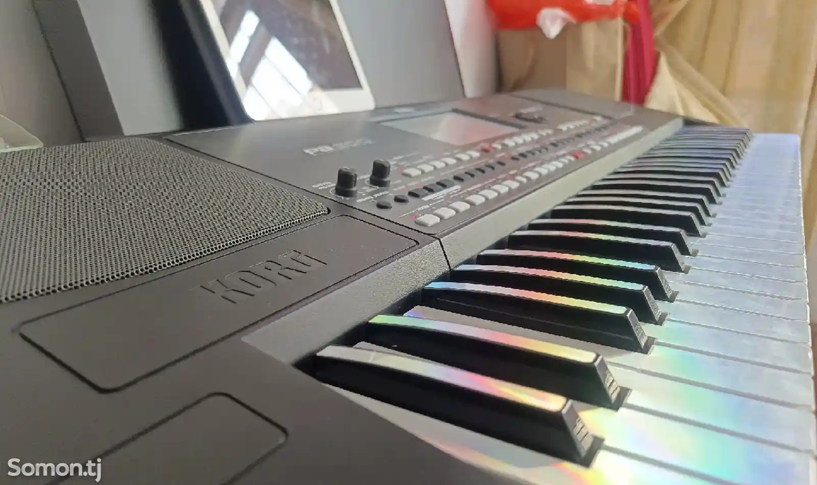 Синтезатор Korg pa 600-1